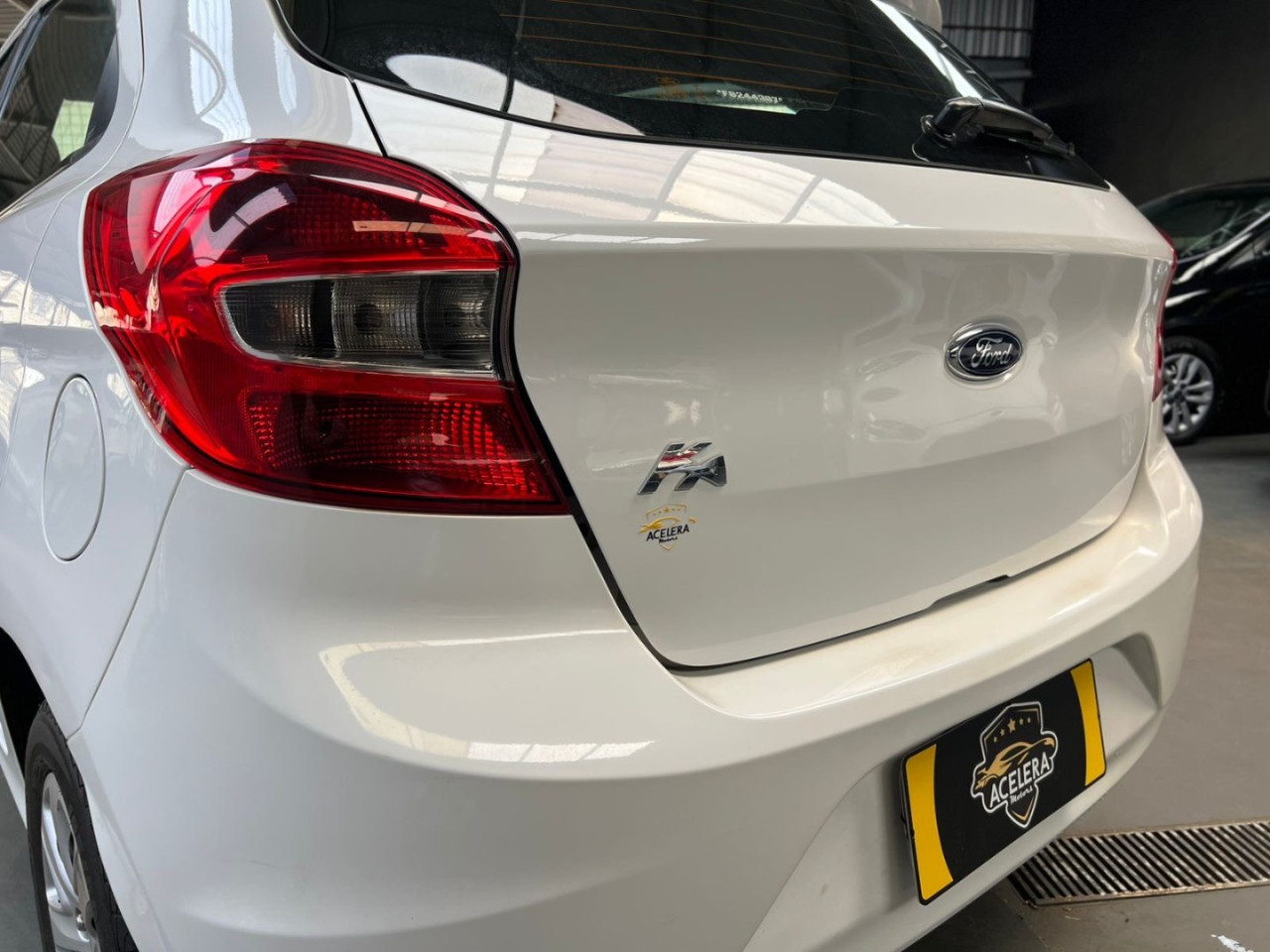 Ka Hatch 1.0 12V 4P TI-VCT SE FLEX