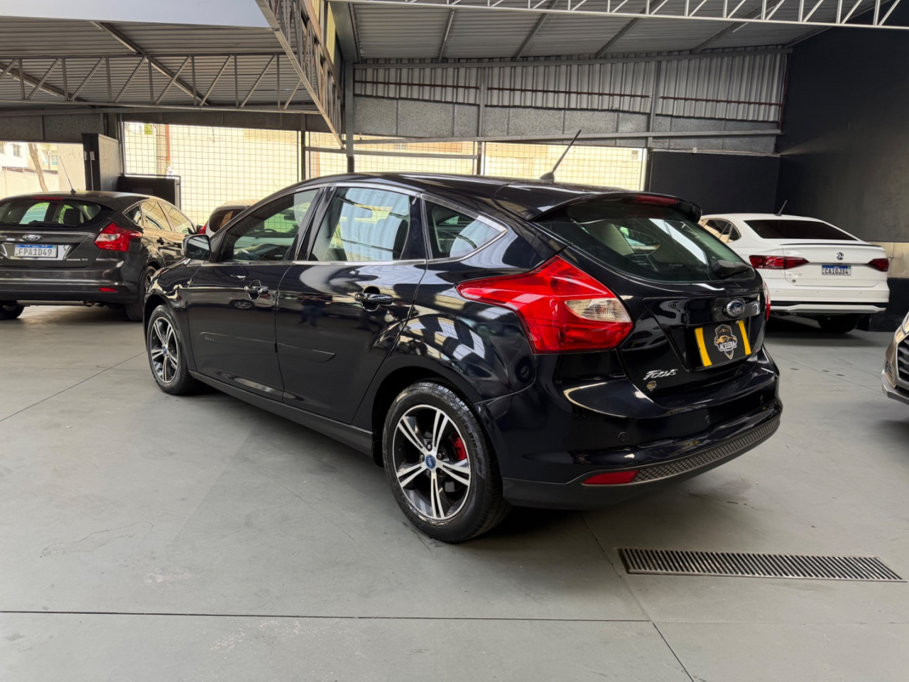 Focus Hatch 1.6 16V 4P FLEX SE POWERSHIFT AUTOMÁTICO