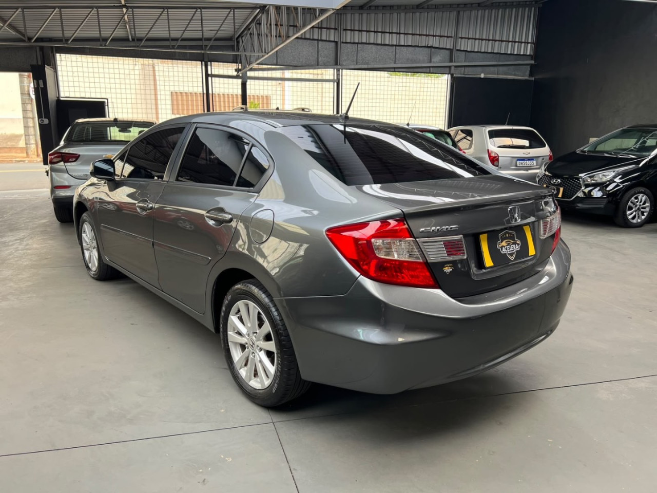 Civic 1.8 16V 4P FLEX LXS AUTOMÁTICO