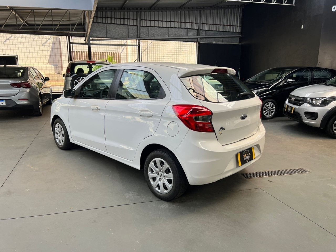 Ka Hatch 1.0 12V 4P TI-VCT SE FLEX
