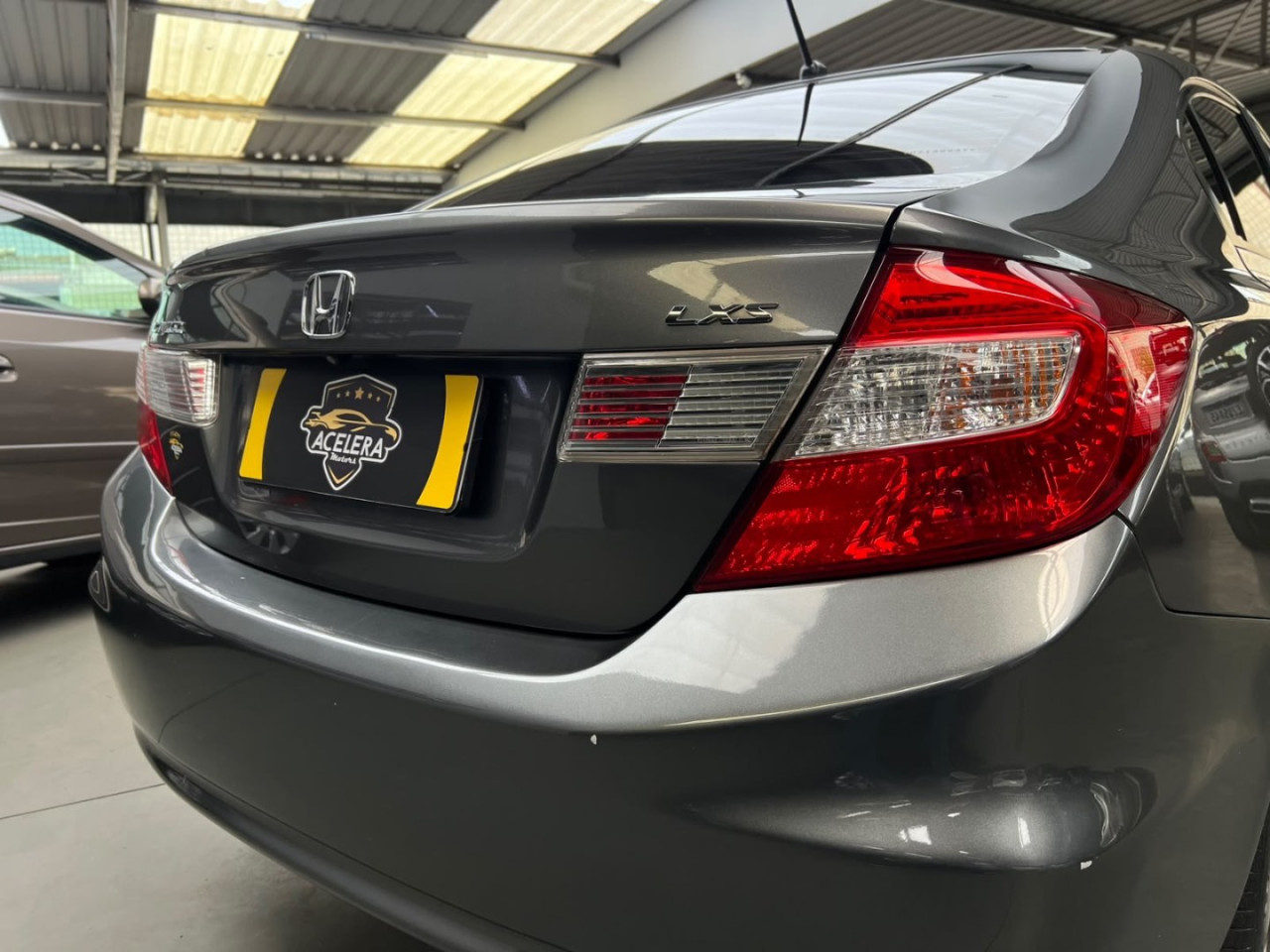 Civic 1.8 16V 4P FLEX LXS AUTOMÁTICO