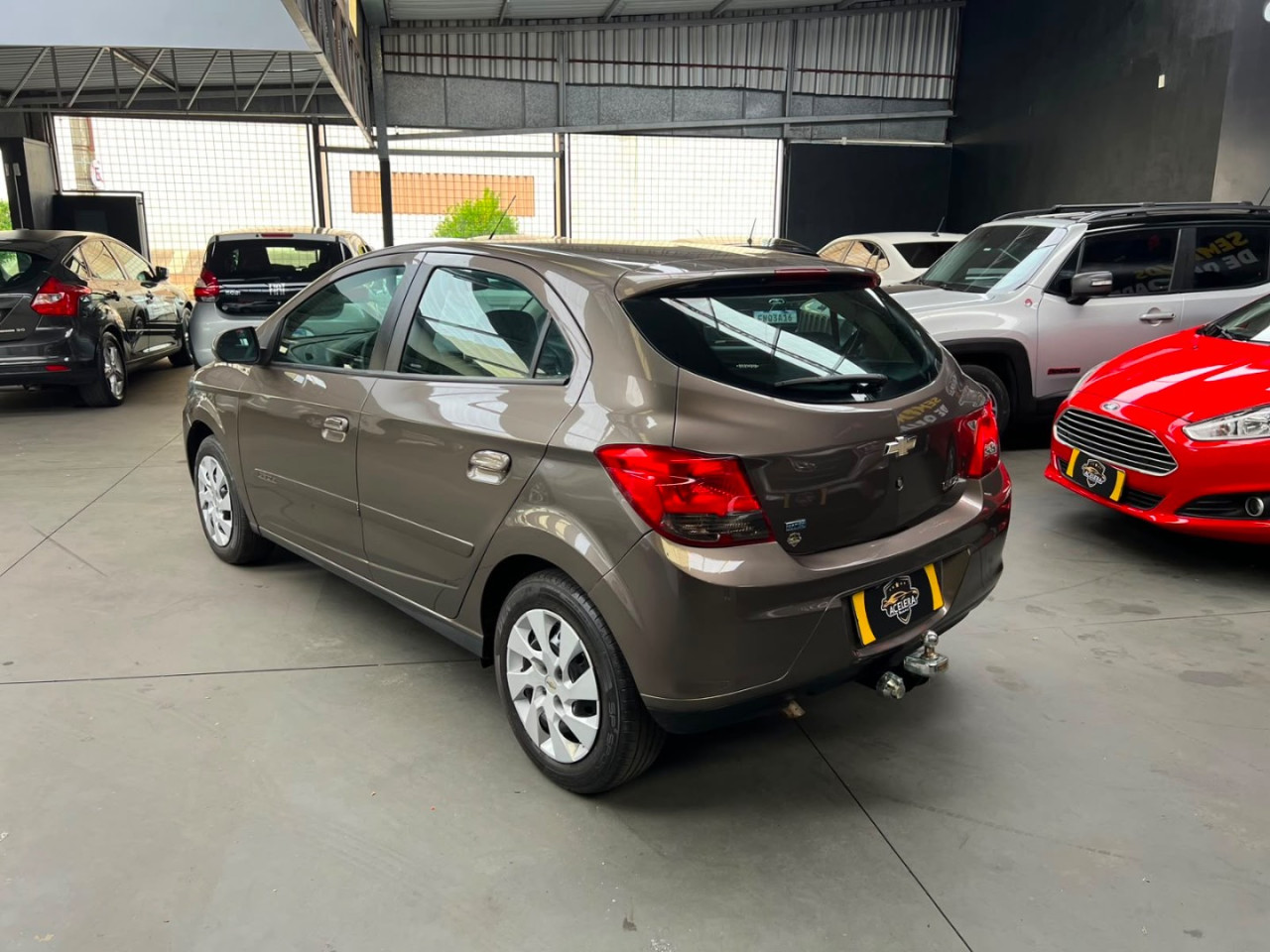 Onix Hatch 1.4 4P FLEX LT AUTOMÁTICO