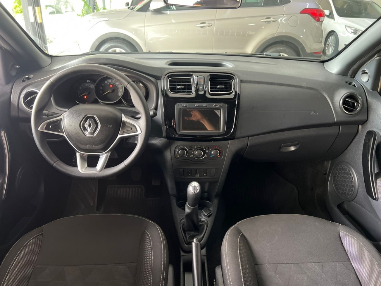 Logan 1.0 12V 4P FLEX SCE ZEN