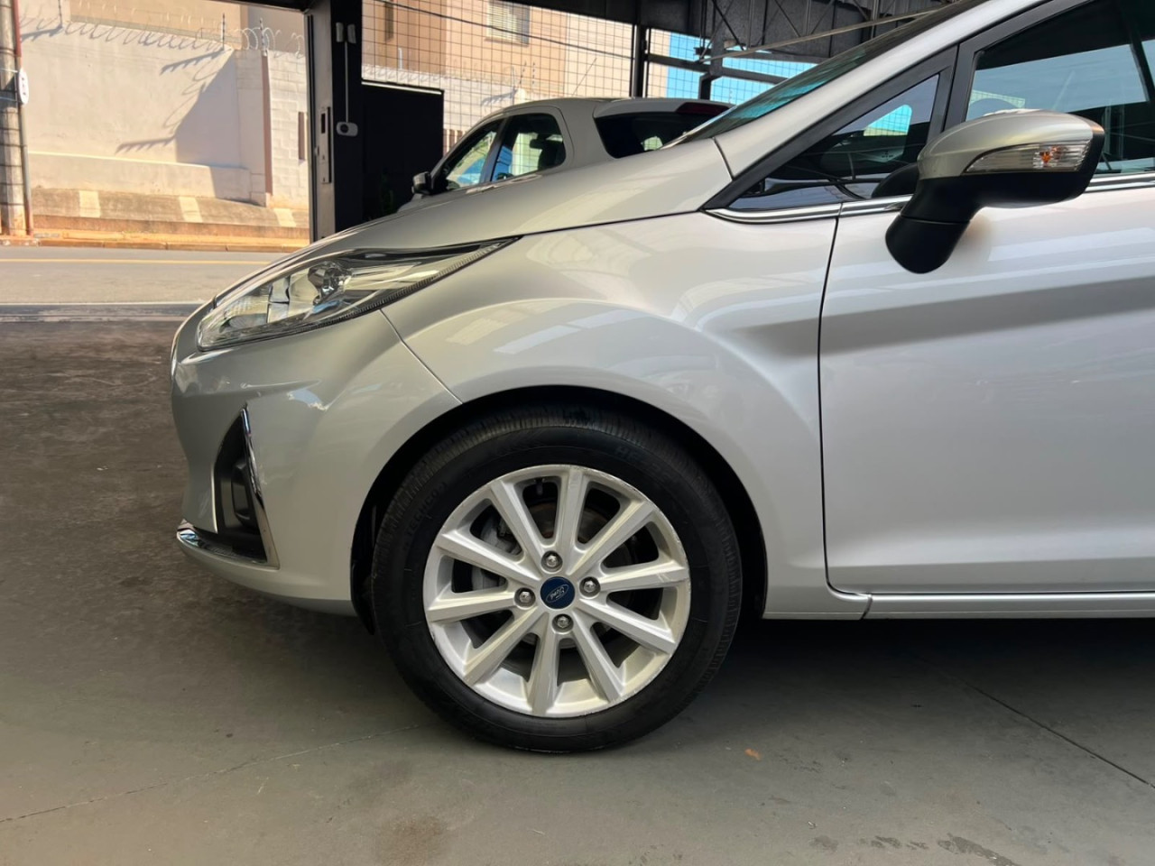 Fiesta Hatch 1.6 4P TITANIUM FLEX AUTOMÁTICO
