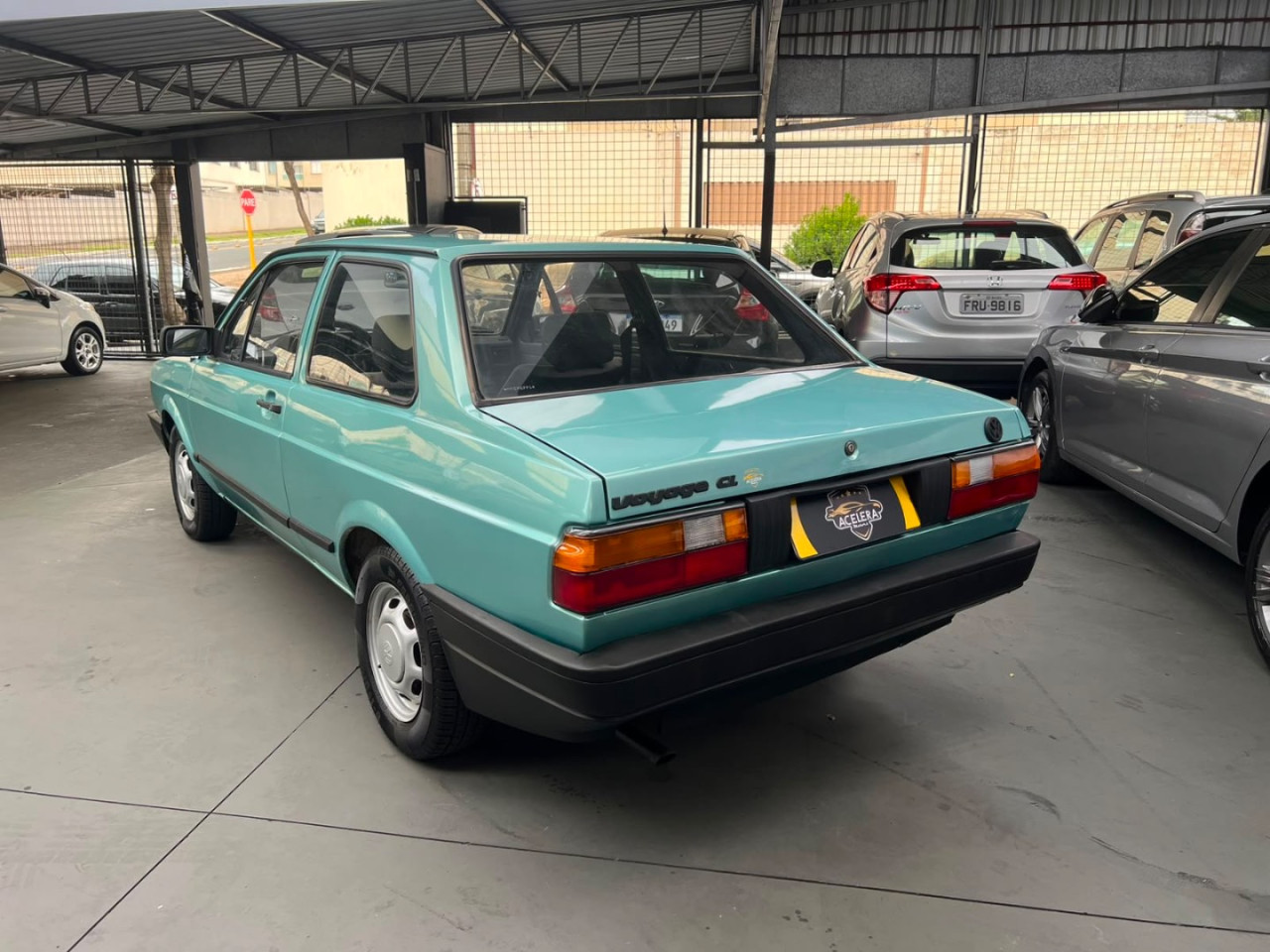 Voyage 1.6 CL