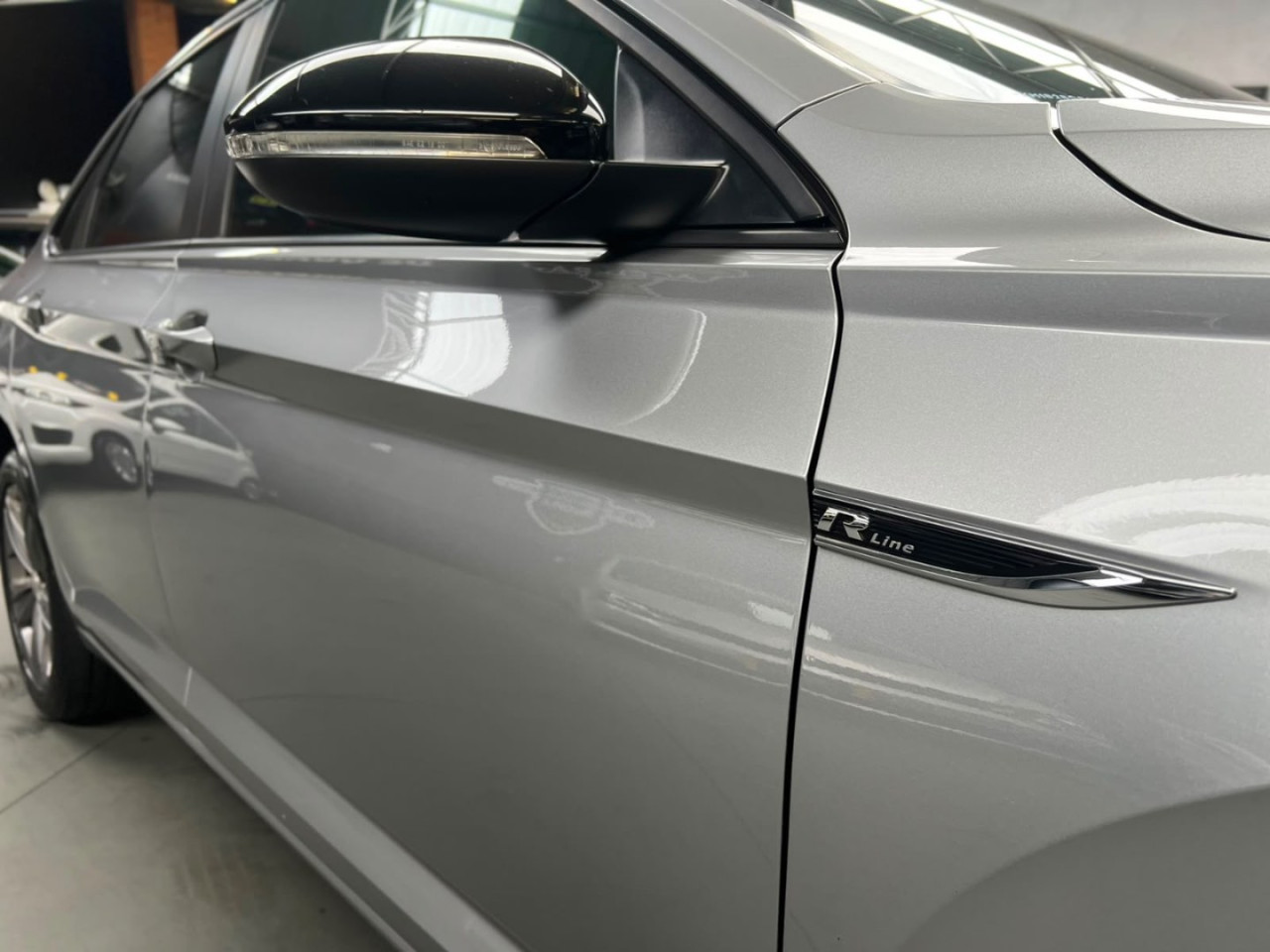 Jetta 1.4 4P 250 TSI R-LINE AUTOMÁTICO