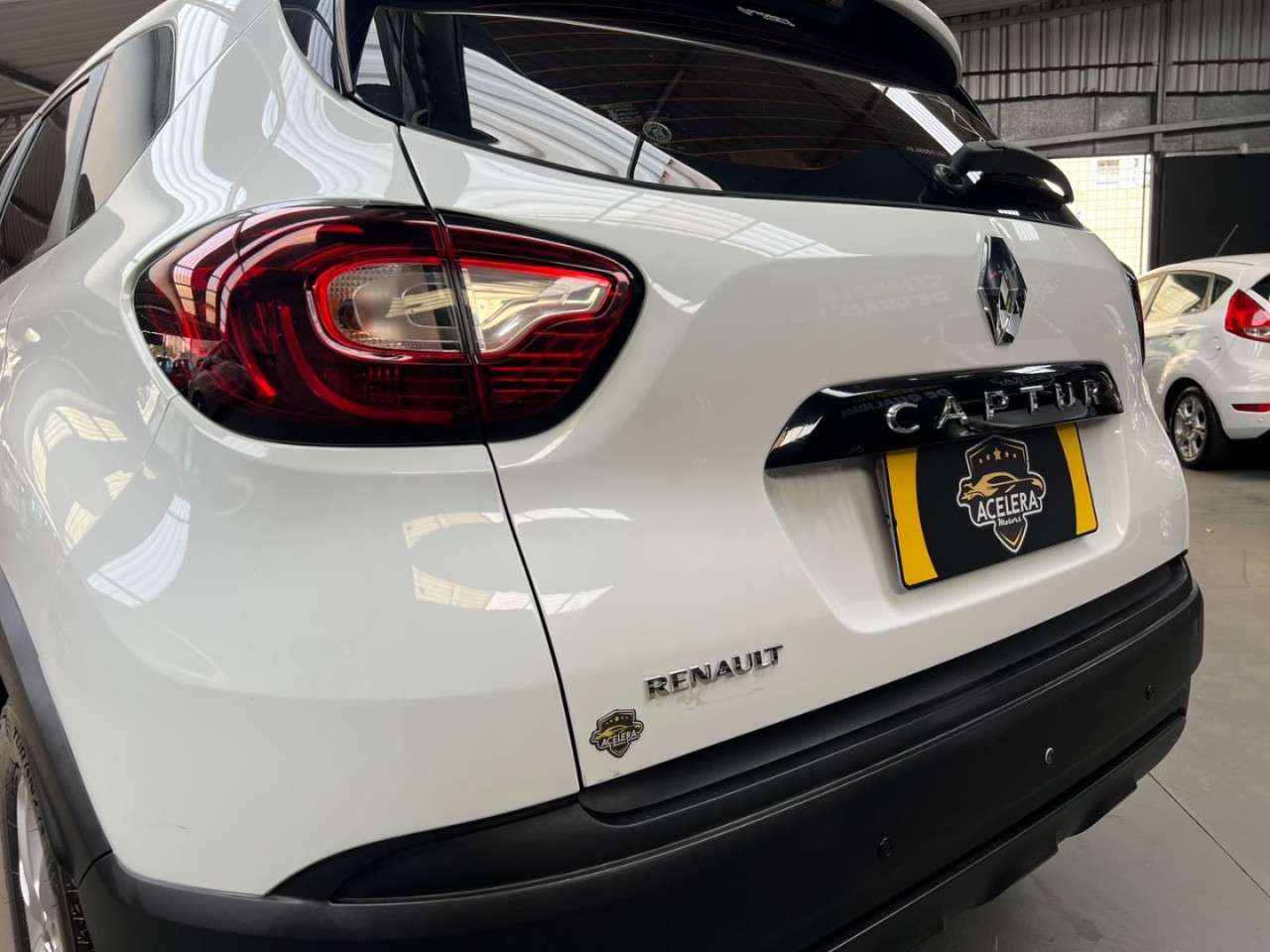 Captur 1.6 16V 4P FLEX SCE LIFE X-TRONIC CVT