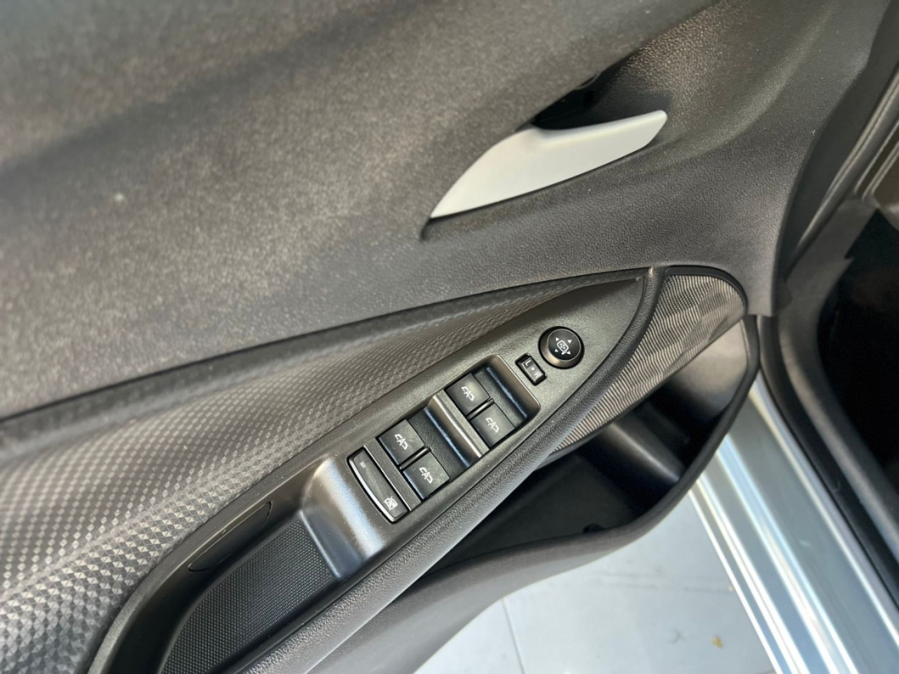 Onix Sedan 1.0 4P FLEX LTZ PLUS TURBO AUTOMÁTICO