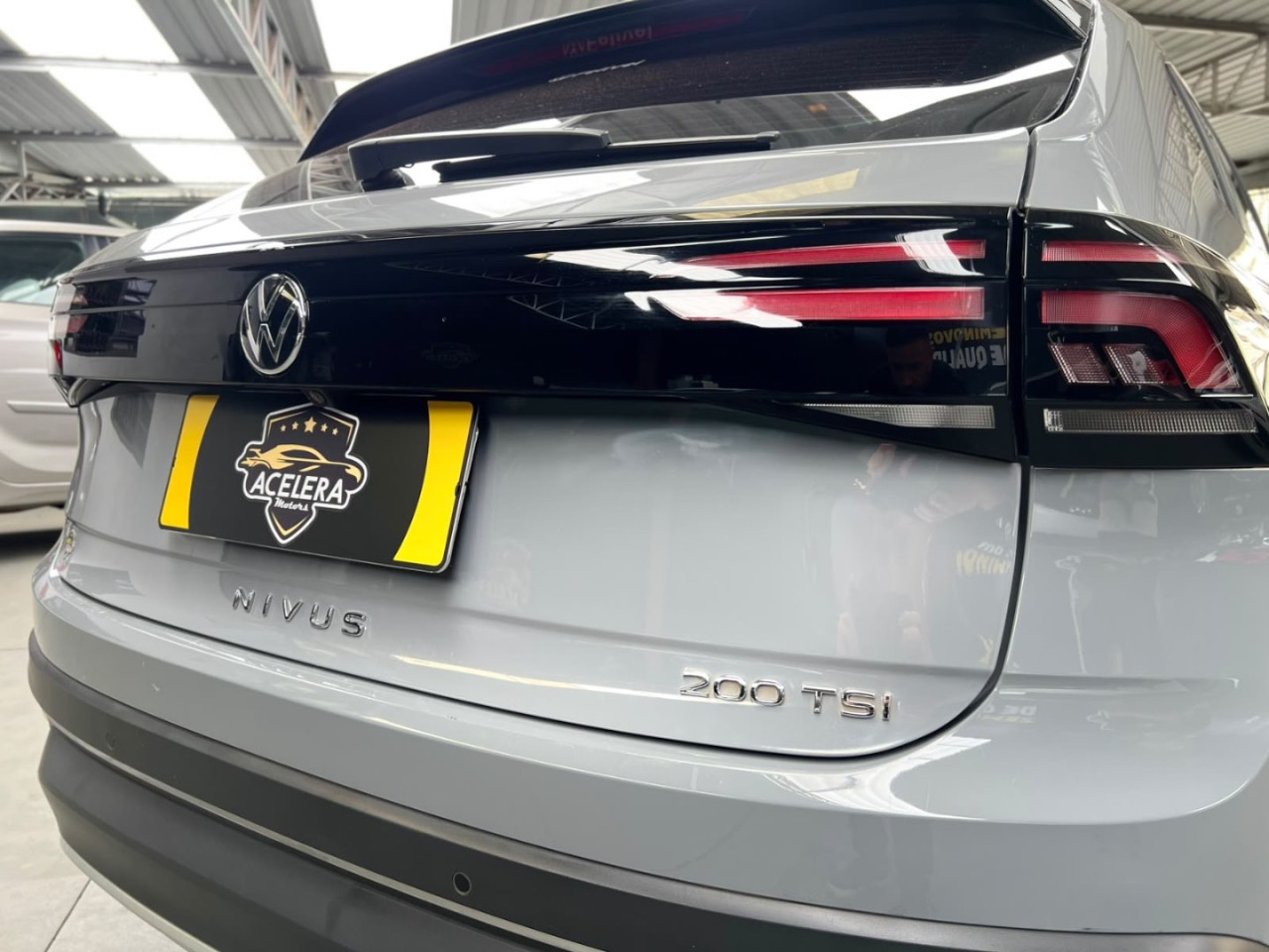 Nivus 1.0 4P FLEX 200 TSI HIGHLINE TURBO AUTOMÁTICO