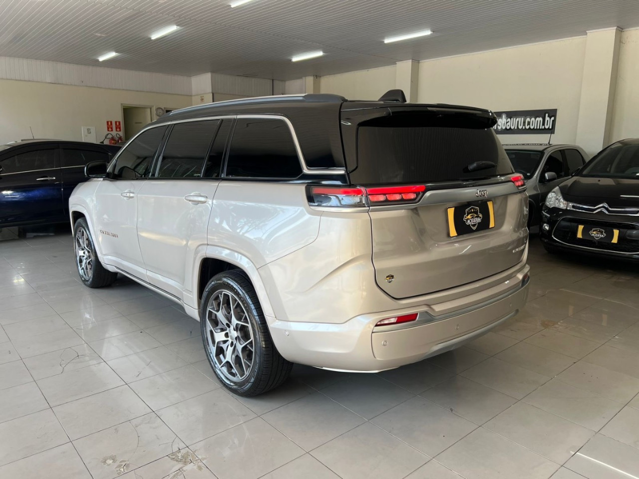 Commander 1.3 16V 4P FLEX T270 OVERLAND TURBO AUTOMÁTICO