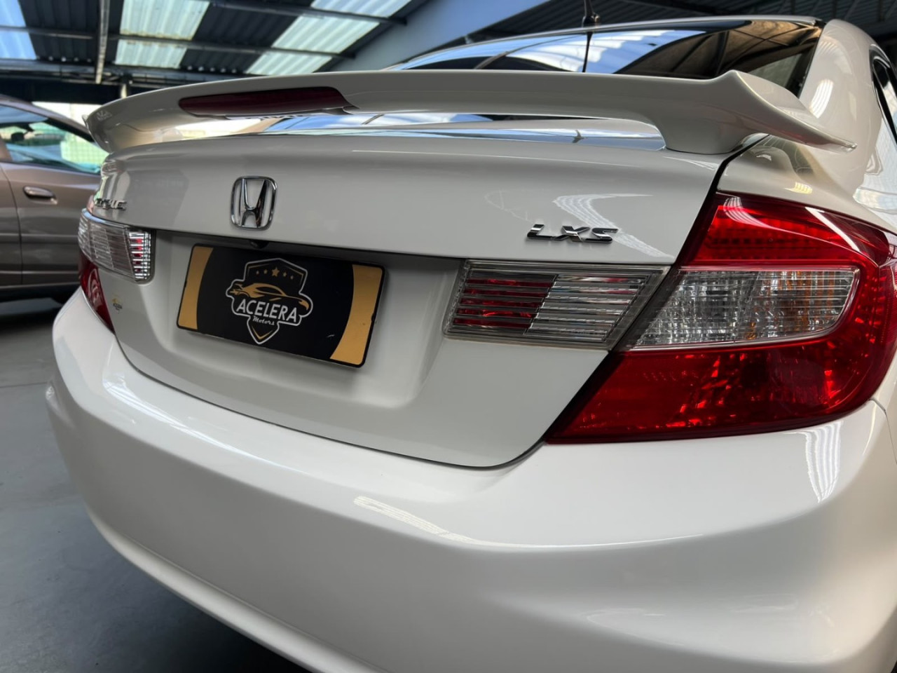 Civic 1.8 16V 4P FLEX LXS AUTOMÁTICO
