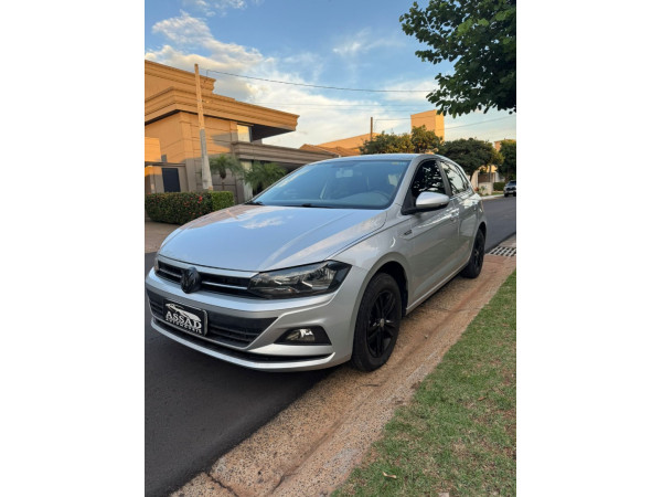 VOLKSWAGEN POLO 1.0 200 TSI COMFORTLINE (AUT) (FLEX)