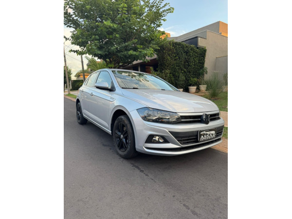 VOLKSWAGEN POLO 1.0 200 TSI COMFORTLINE (AUT) (FLEX)