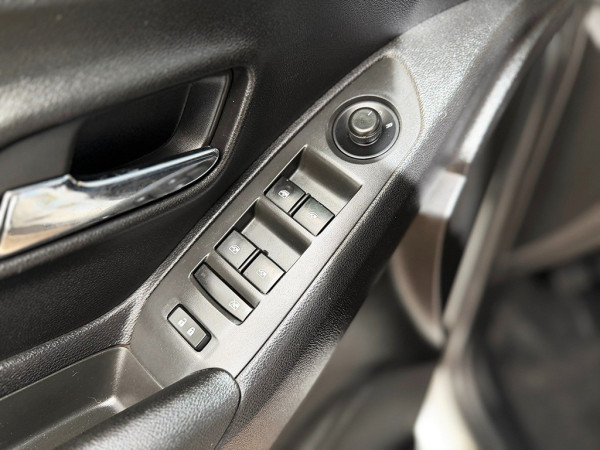 CHEVROLET Tracker LTZ 1.8 16V ECOTEC (AUT) (FLEX)