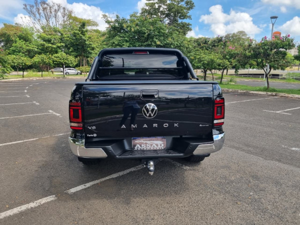 VOLKSWAGEN Amarok HIGHLINE 3.0 CD 4X4 TDI (AUT)