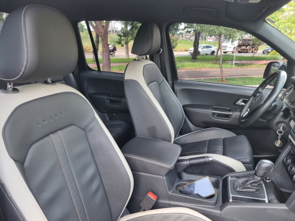 VOLKSWAGEN Amarok HIGHLINE 3.0 CD 4X4 TDI (AUT)