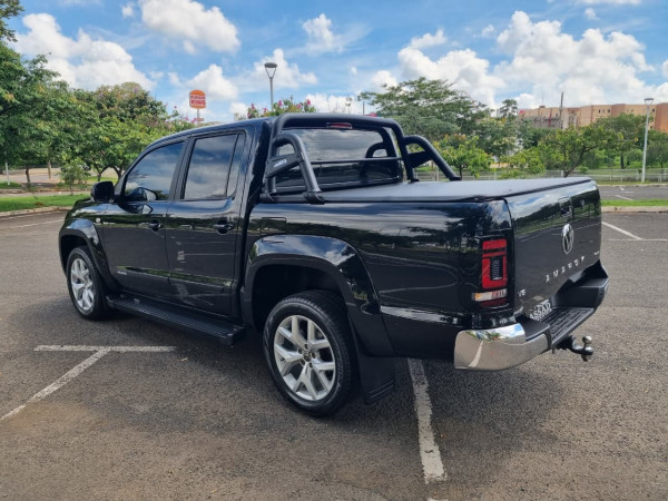 VOLKSWAGEN Amarok HIGHLINE 3.0 CD 4X4 TDI (AUT)