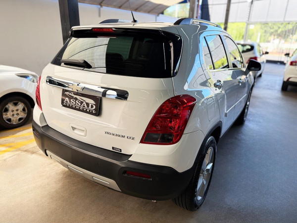 CHEVROLET Tracker LTZ 1.8 16V ECOTEC (AUT) (FLEX)