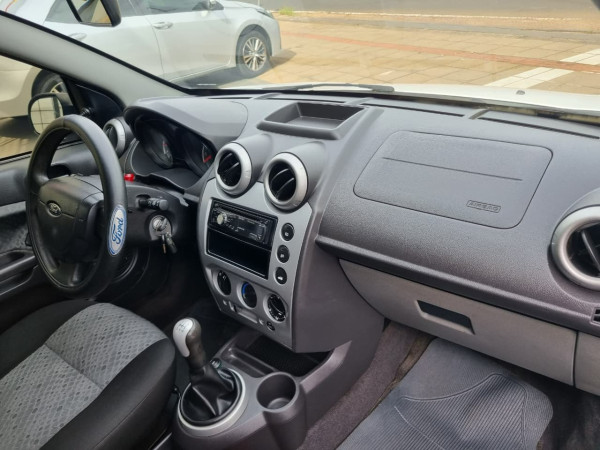 FORD Fiesta Hatch S ROCAM 1.0 (FLEX)