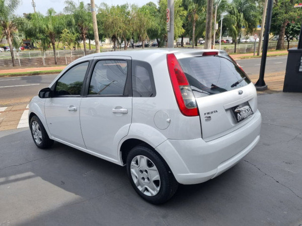 FORD Fiesta Hatch S ROCAM 1.0 (FLEX)