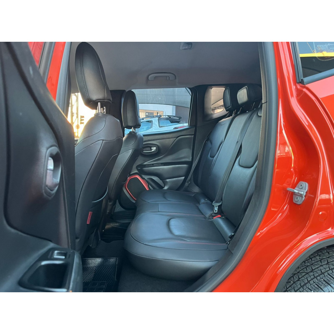 Renegade 2.0 16V 4P TURBO DIESEL TRAILHAWK 4X4 AUTOMÁTICO