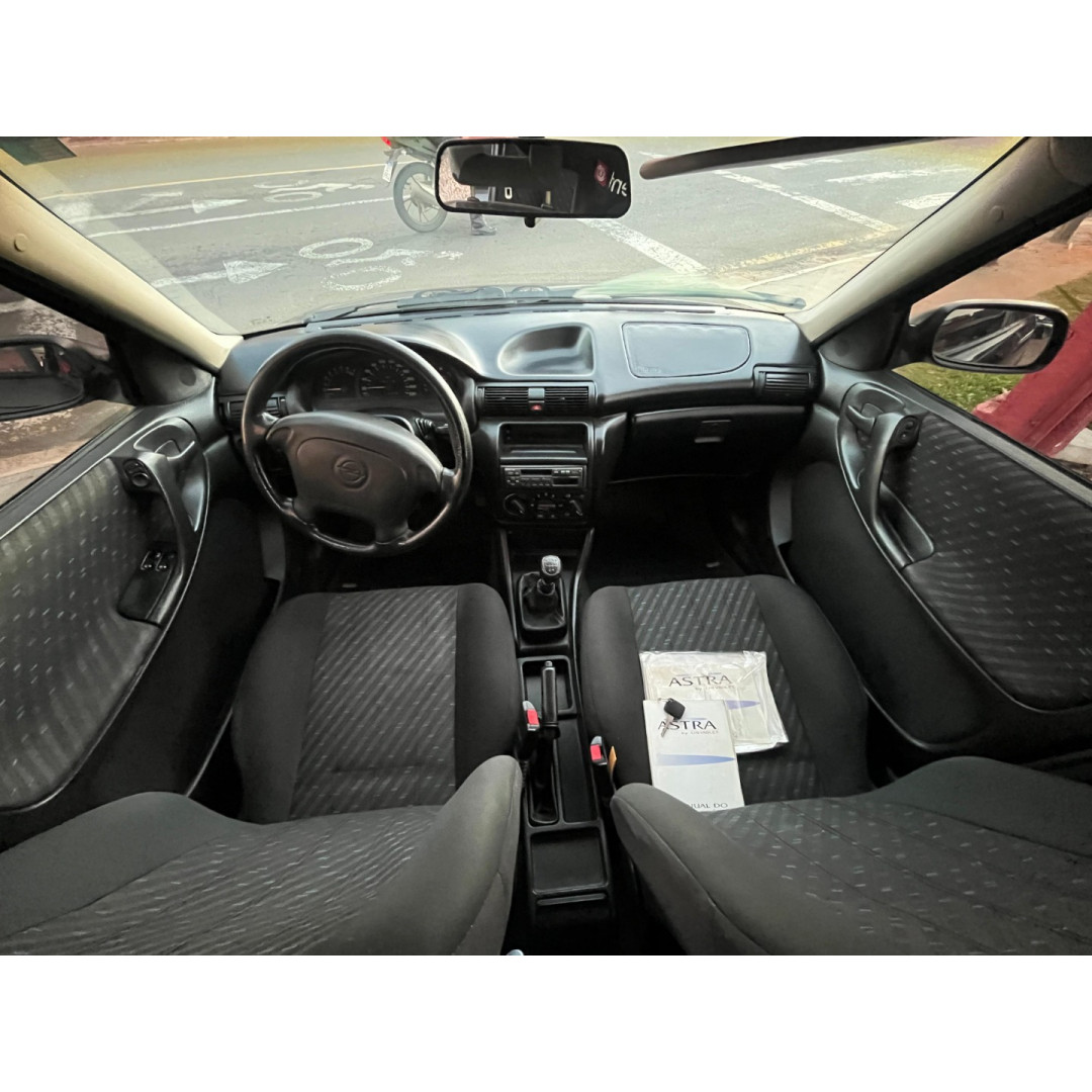 Astra Hatch 2.0 4P GLS