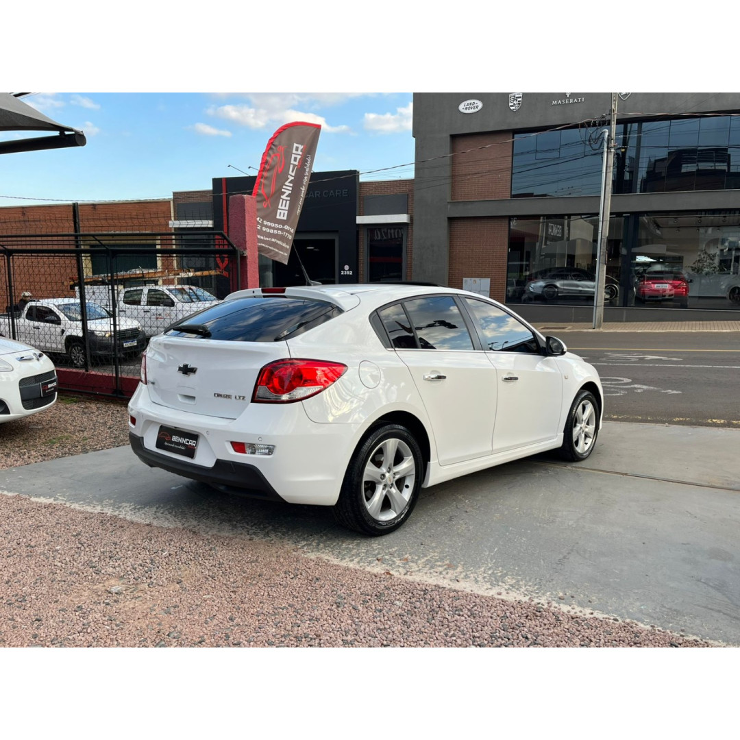 Cruze Hatch 1.8 16V 4P LTZ SPORT6 FLEX AUTOMÁTICO