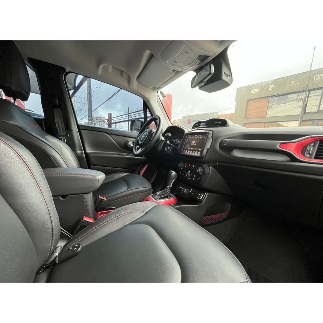 JEEP Renegade 2.0 16V 4P TURBO DIESEL TRAILHAWK 4X4 AUTOMÁTICO