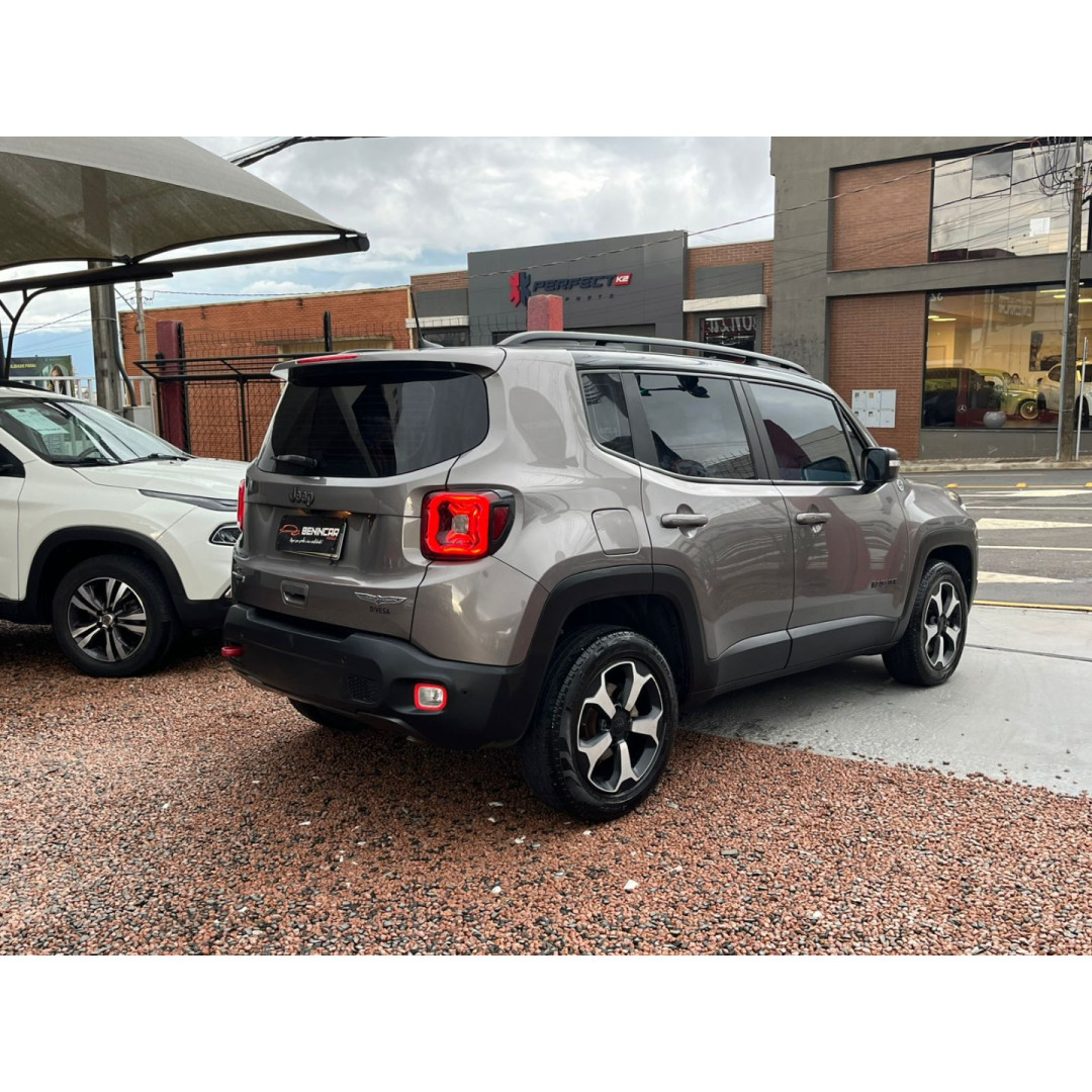 JEEP Renegade 2.0 16V 4P TURBO DIESEL TRAILHAWK 4X4 AUTOMÁTICO