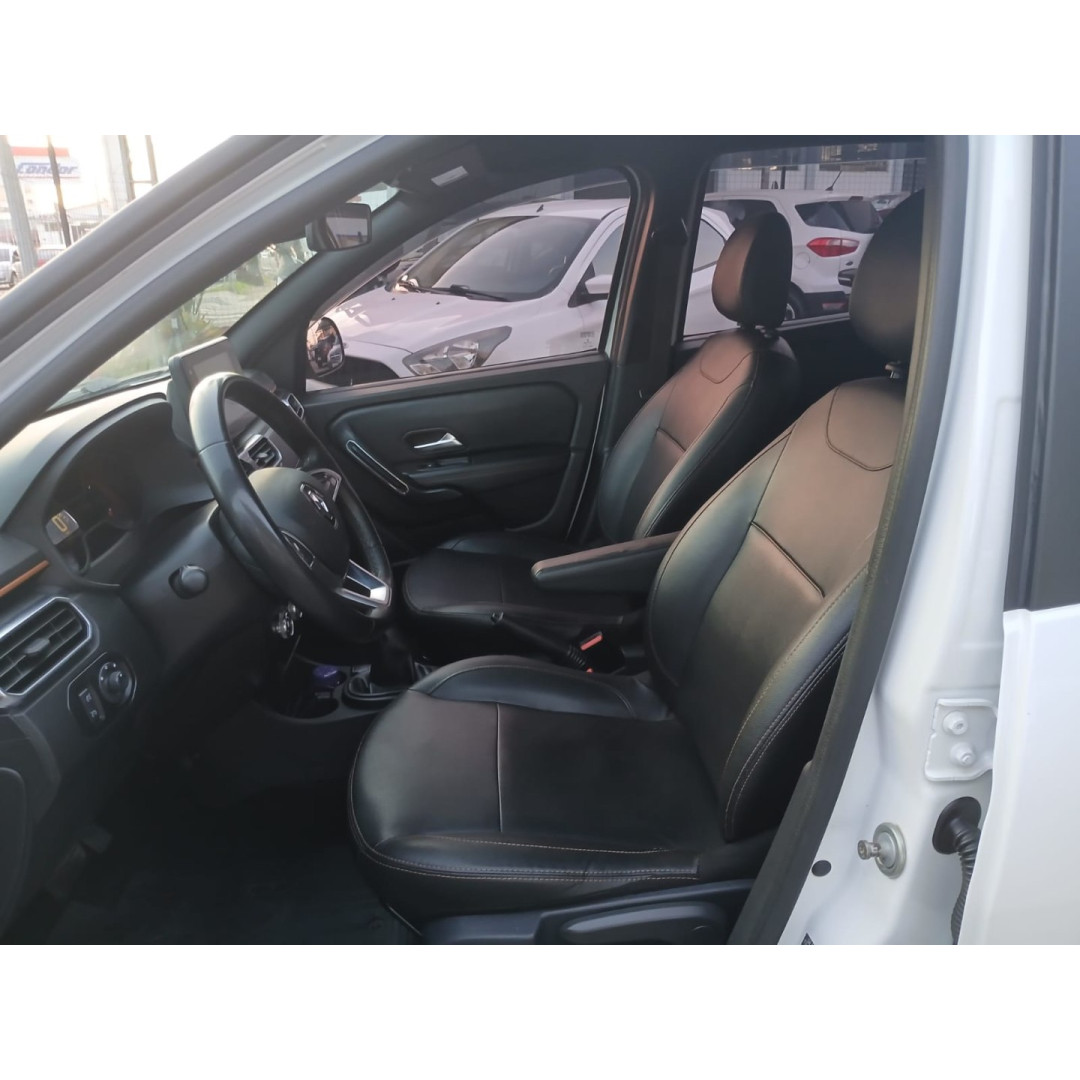 RENAULT Duster Oroch 1.3 16V 4P OUTSIDER TURBO TCe AUTOMÁTICO CVT