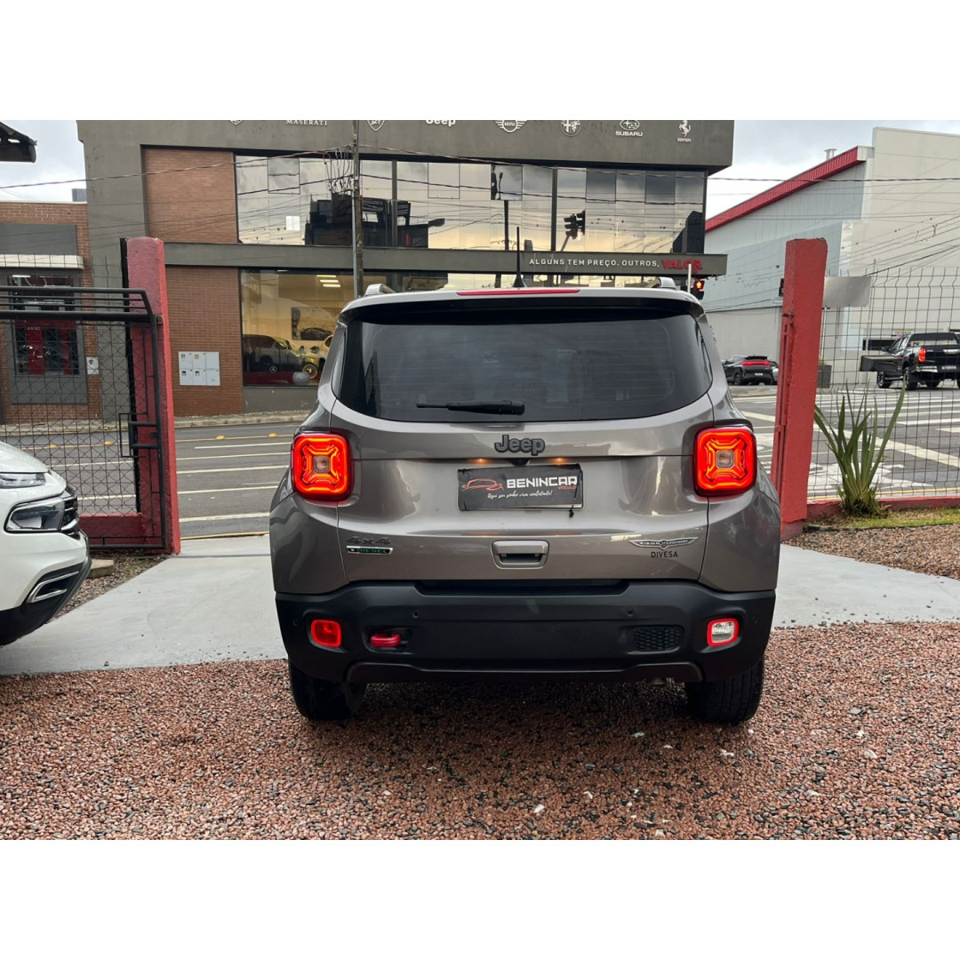JEEP Renegade 2.0 16V 4P TURBO DIESEL TRAILHAWK 4X4 AUTOMÁTICO
