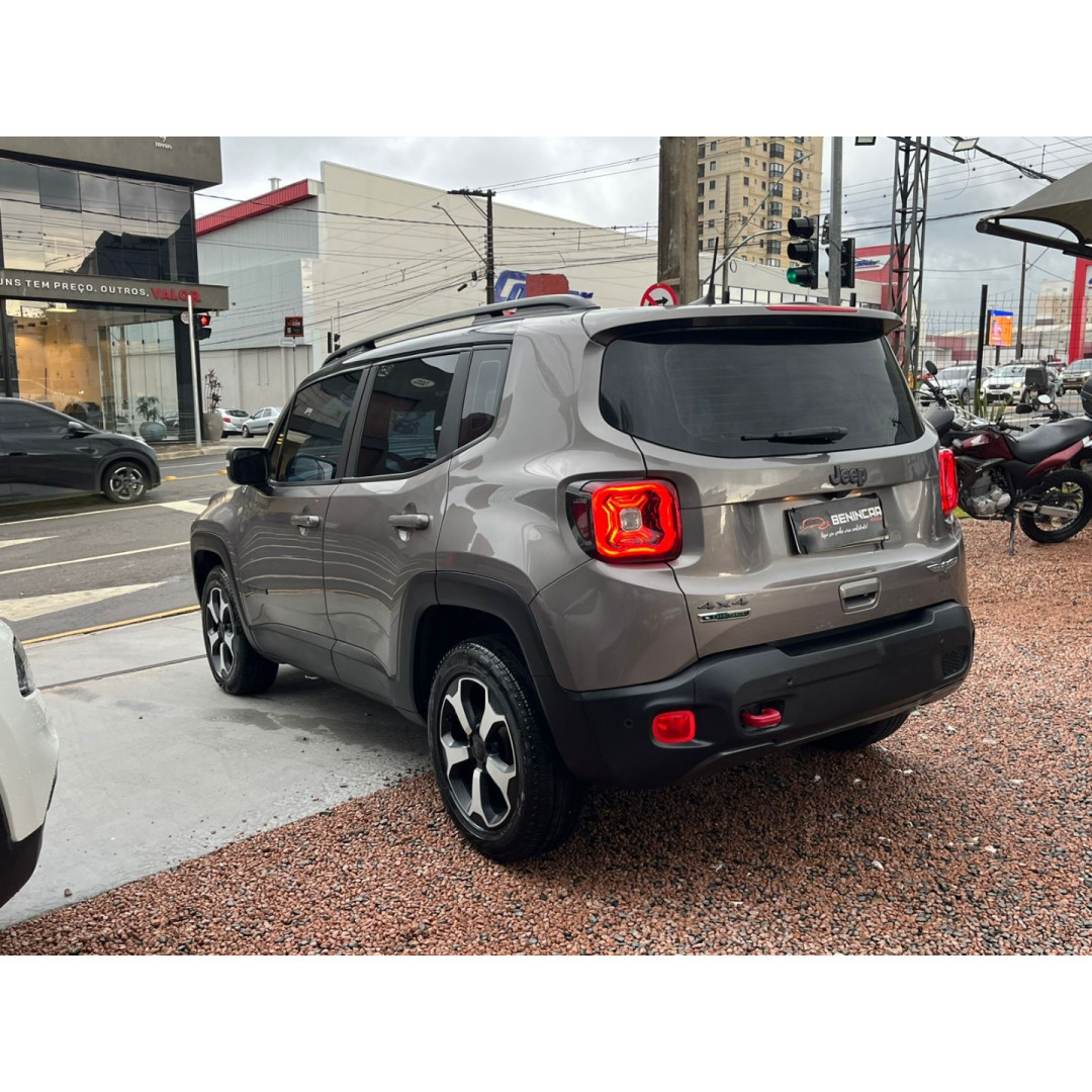 JEEP Renegade 2.0 16V 4P TURBO DIESEL TRAILHAWK 4X4 AUTOMÁTICO