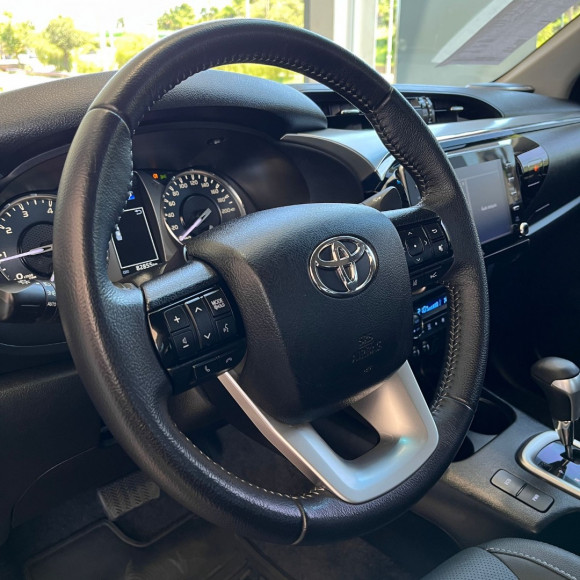 Hilux Caminhonete 2.8 16V 4P SRX DIESEL CABINE DUPLA