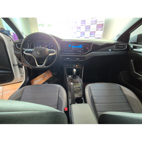 VOLKSWAGEN Nivus 1.0 4P FLEX 200 TSI HIGHLINE TURBO AUTOMÁTICO