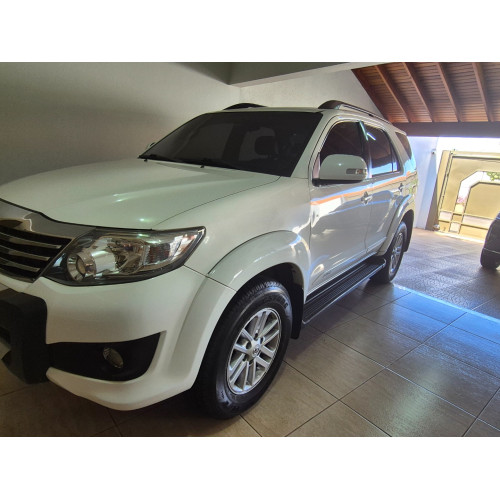 TOYOTA Hilux SW4 2.7 16V 4P SR FLEX AUTOMÁTICO