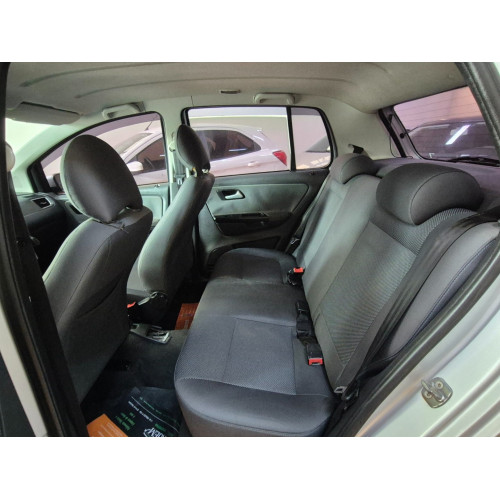 VOLKSWAGEN Fox 1.6 4P TREND FLEX