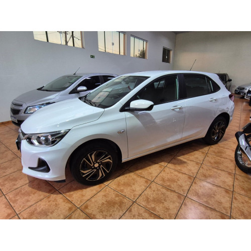 CHEVROLET Onix Hatch 1.0 4P FLEX LT2