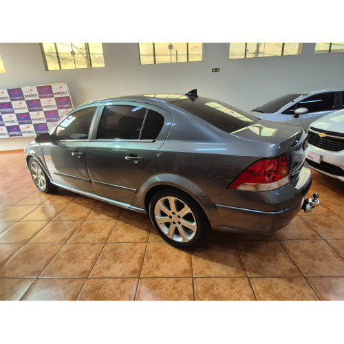 CHEVROLET Vectra Sedan 2.0 4P ELITE AUTOMÁTICO