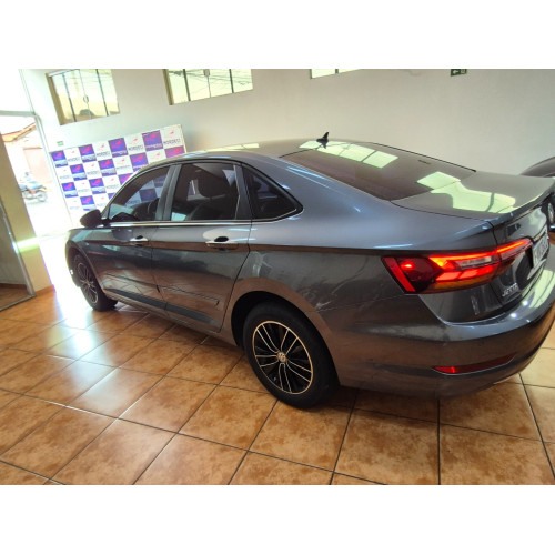 VOLKSWAGEN Jetta 1.4 4P 250 TSI TURBO CONFORTLINE AUTOMÁTICO