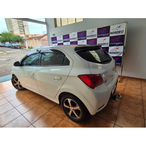 CHEVROLET Onix Hatch 1.4 4P FLEX LTZ AUTOMÁTICO