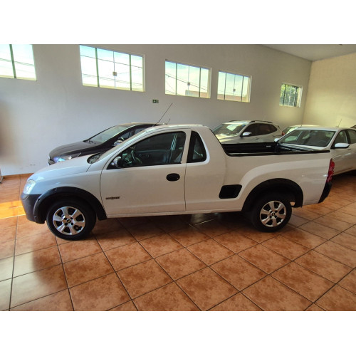 CHEVROLET Montana 1.4 FLEX CONQUEST