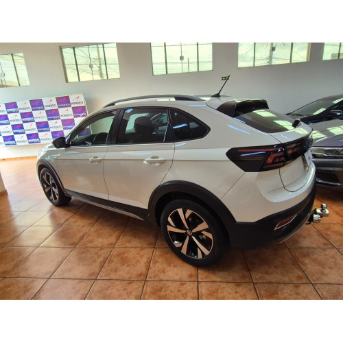 VOLKSWAGEN Nivus 1.0 4P FLEX 200 TSI HIGHLINE TURBO AUTOMÁTICO