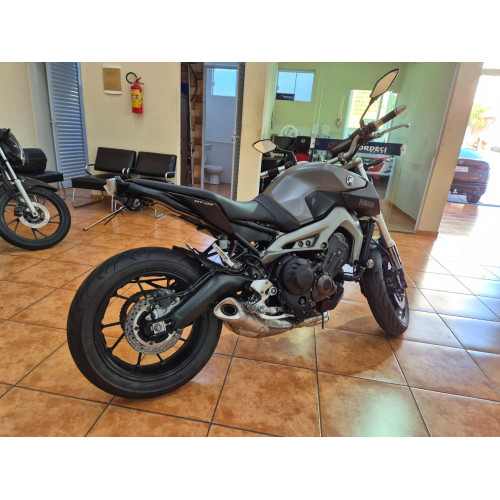 YAMAHA MT-09 850 ABS