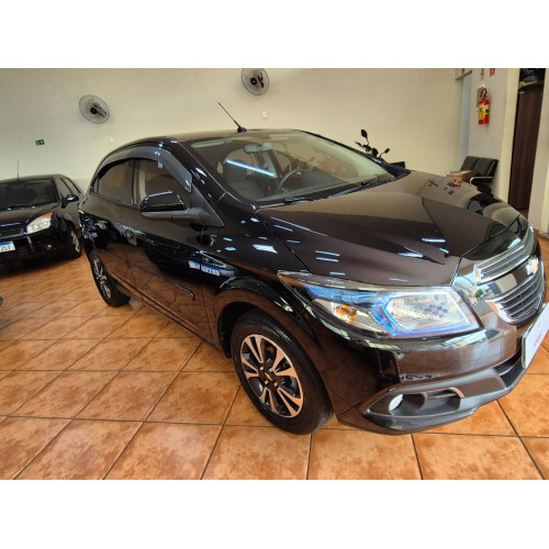 CHEVROLET Onix Hatch 1.4 4P FLEX LTZ