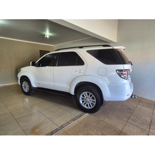 TOYOTA Hilux SW4 2.7 16V 4P SR FLEX AUTOMÁTICO