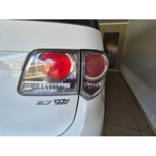 TOYOTA Hilux SW4 2.7 16V 4P SR FLEX AUTOMÁTICO