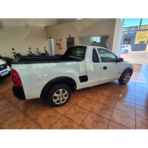 CHEVROLET Montana 1.4 FLEX CONQUEST