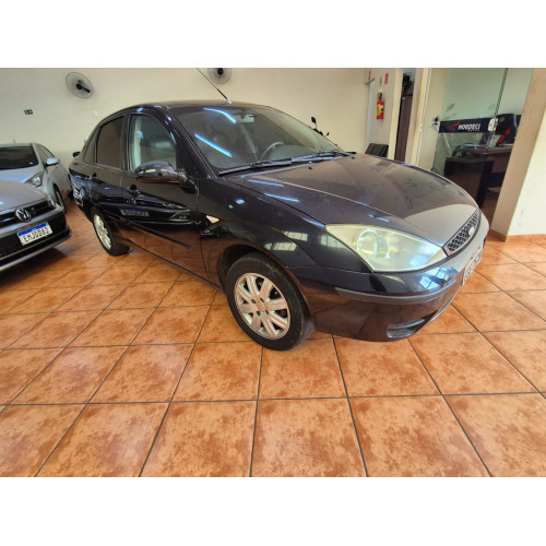 FORD Focus Sedan 1.6 4P GL FLEX