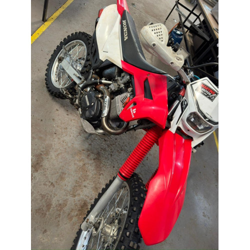 HONDA CRF 230 F