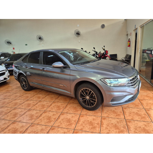 VOLKSWAGEN Jetta 1.4 4P 250 TSI TURBO CONFORTLINE AUTOMÁTICO